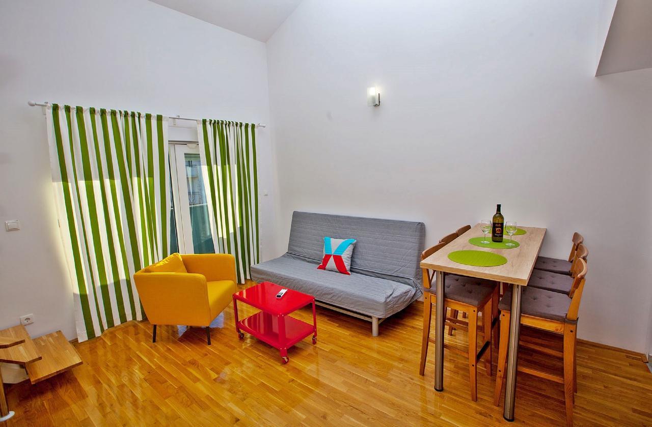 Apartments Roses Stobreč Esterno foto